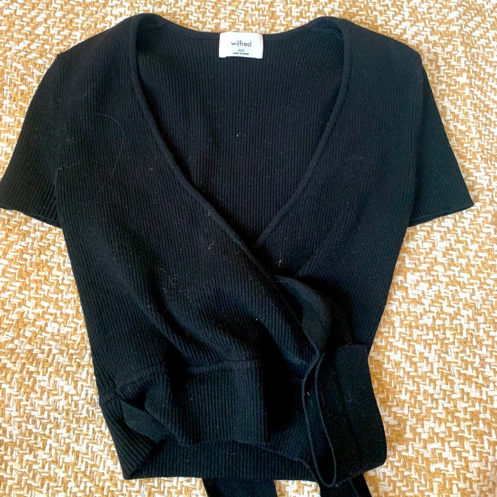 Aritzia crossbody tie crop top